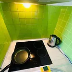 с балконом на маршала говорова Odessza