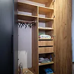 Apartman с балконом на маршала говорова *