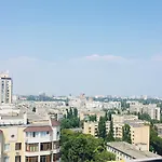 с балконом на маршала говорова *