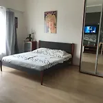с балконом на маршала говорова *