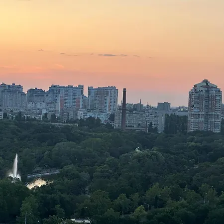 с балконом на маршала говорова