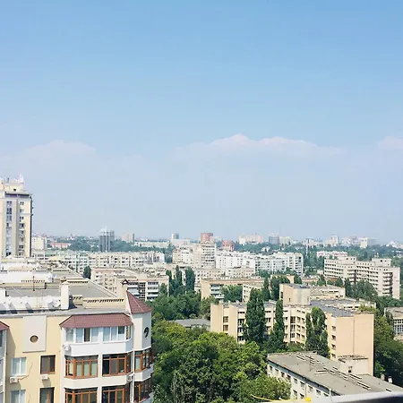 с балконом на маршала говорова *