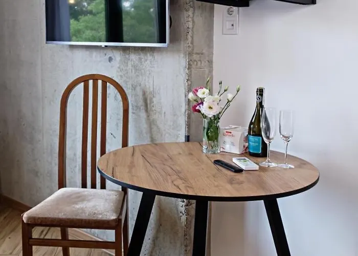 с балконом на маршала говорова *