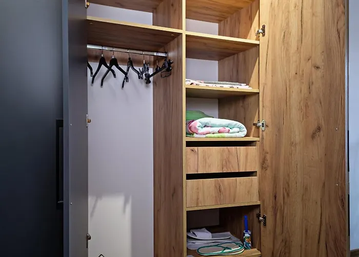 Apartman с балконом на маршала говорова *