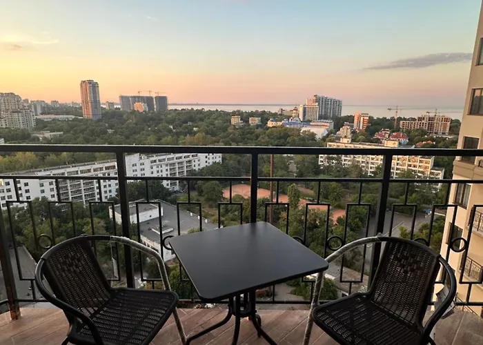 с балконом на маршала говорова Odessa