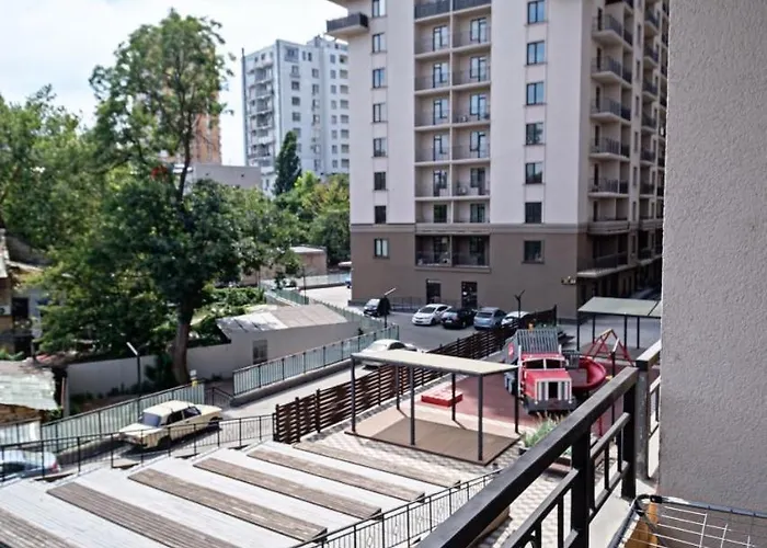 с балконом на маршала говорова *