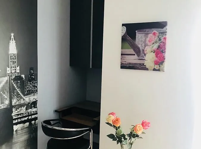 с балконом на маршала говорова Odessza