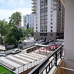 с балконом на маршала говорова *